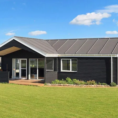 Xxxvii Holiday home